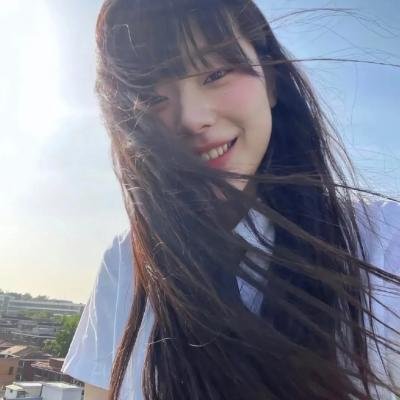 唱歌的六个女人